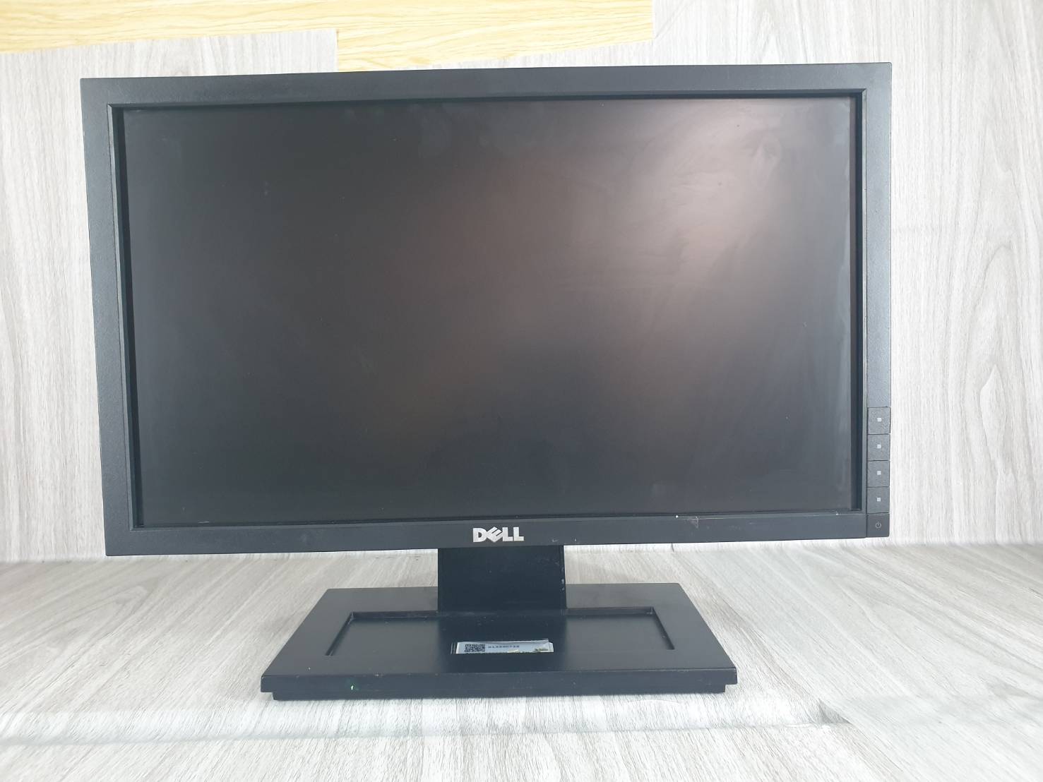 จอ DELL รุ่น E1910HC 19 นิ้ว มือสอง