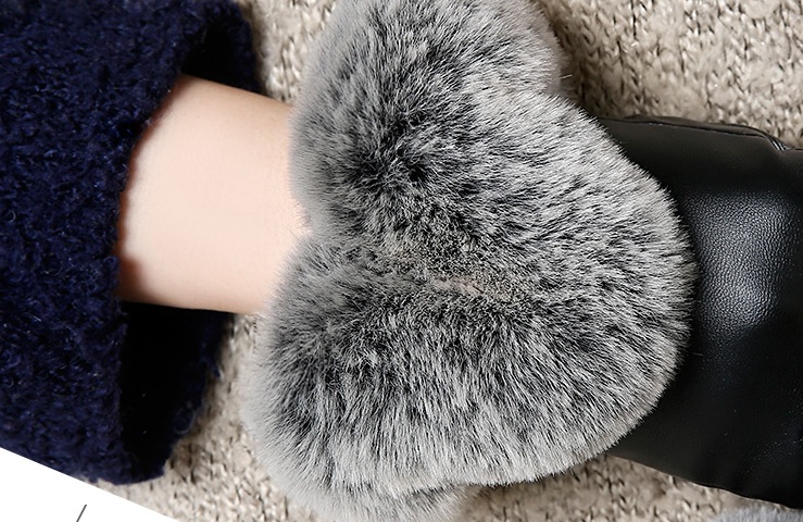 พร้อมส่ง - ถุงมือหนังกันหนาว GT110 (สีดำ)