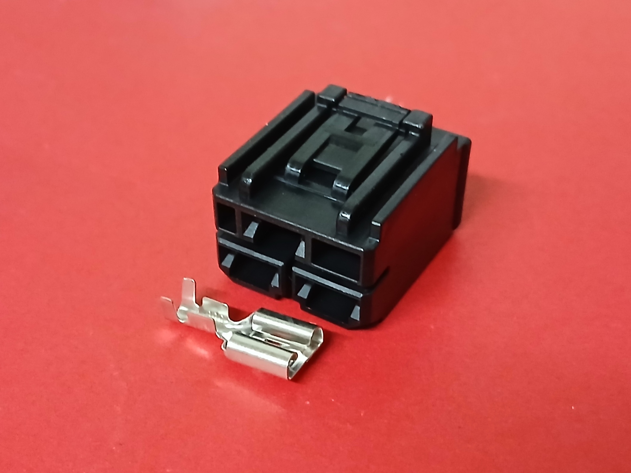 3 พิน ดำ 7.8 มม. มัดไฟ Honda pcx 160