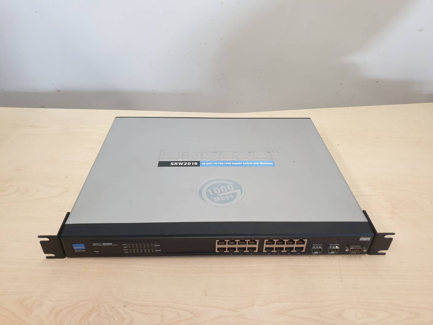 Linksys SRW2016 16-Port Gigabit Ethernet Switch