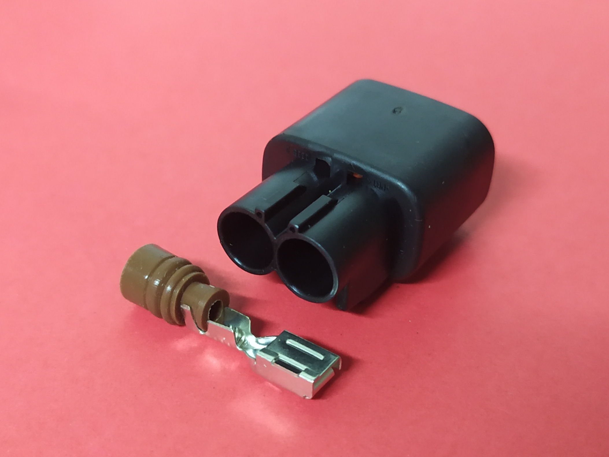 2 พิน ดำ พัดลมหม้อน้ำ 6.3 Honda #0179-F