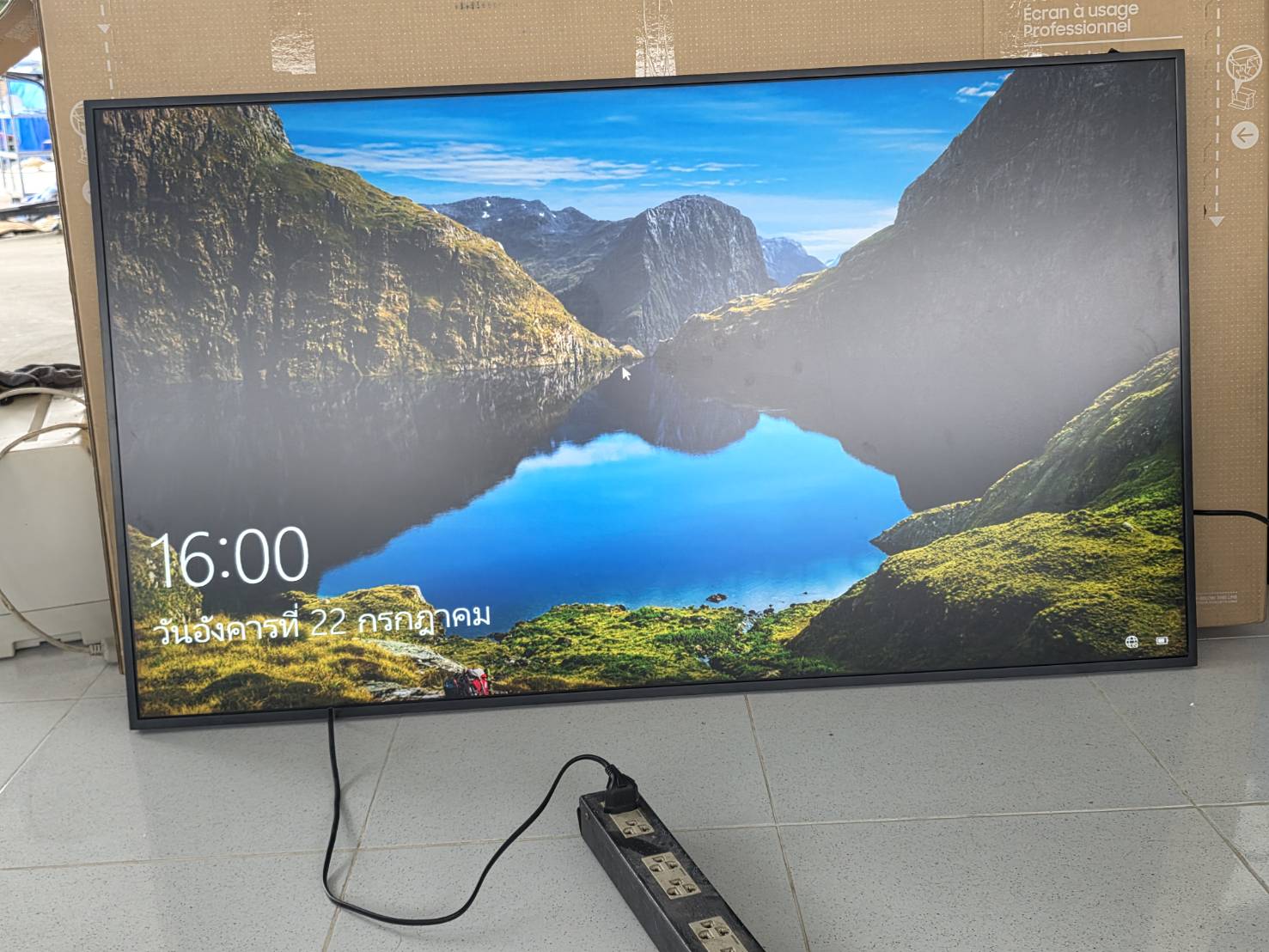 SAMSUNG จอมอนิเตอร์ QM55R 55" มือสอง