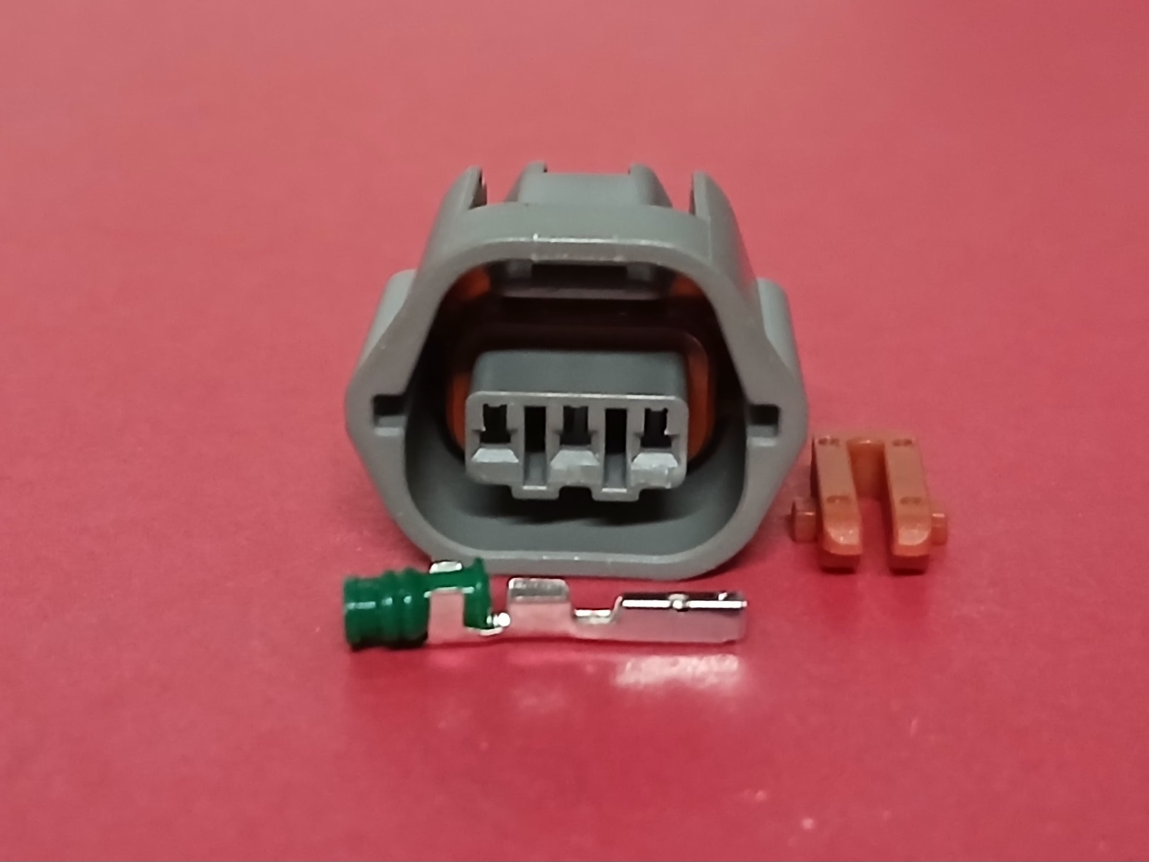 3 พิน เซนเซอร์เกียร์ Mitsubishi ร่องบน #8732