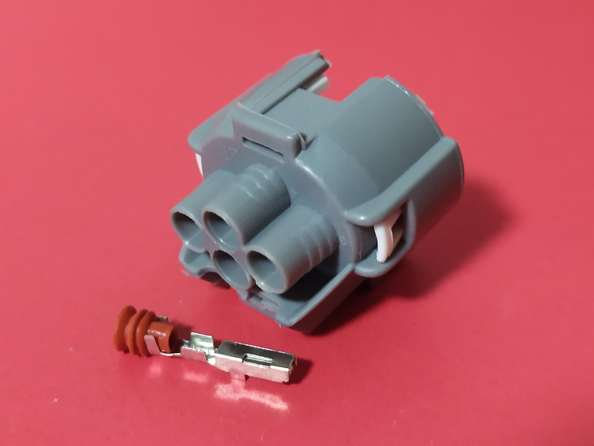 4 พิน เทา #0647