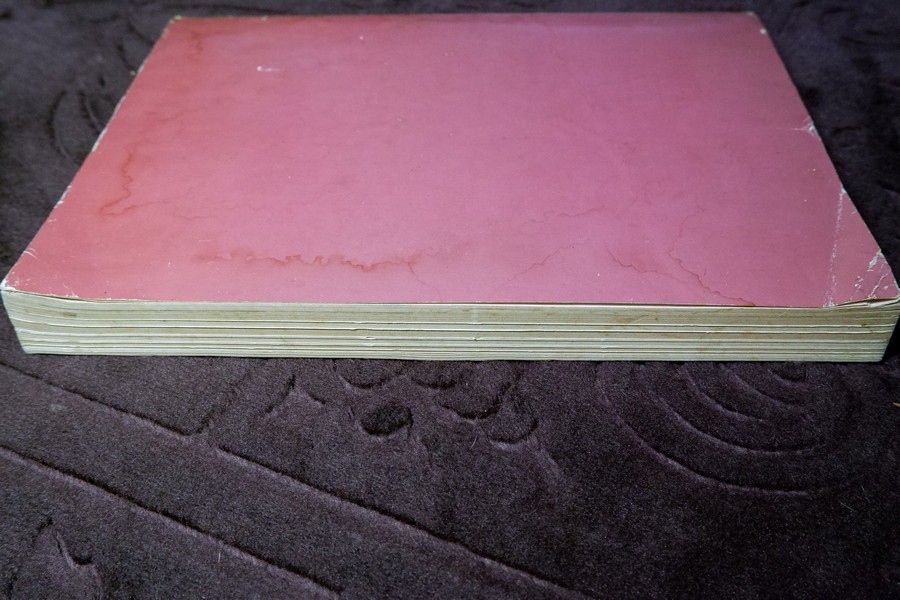 ศิลปละคอนรำ หรือ คู่มือนาฏศิลปไทย โดย ธนิต อยู่โพธิ์ ปี 2531 (สอบถาม)