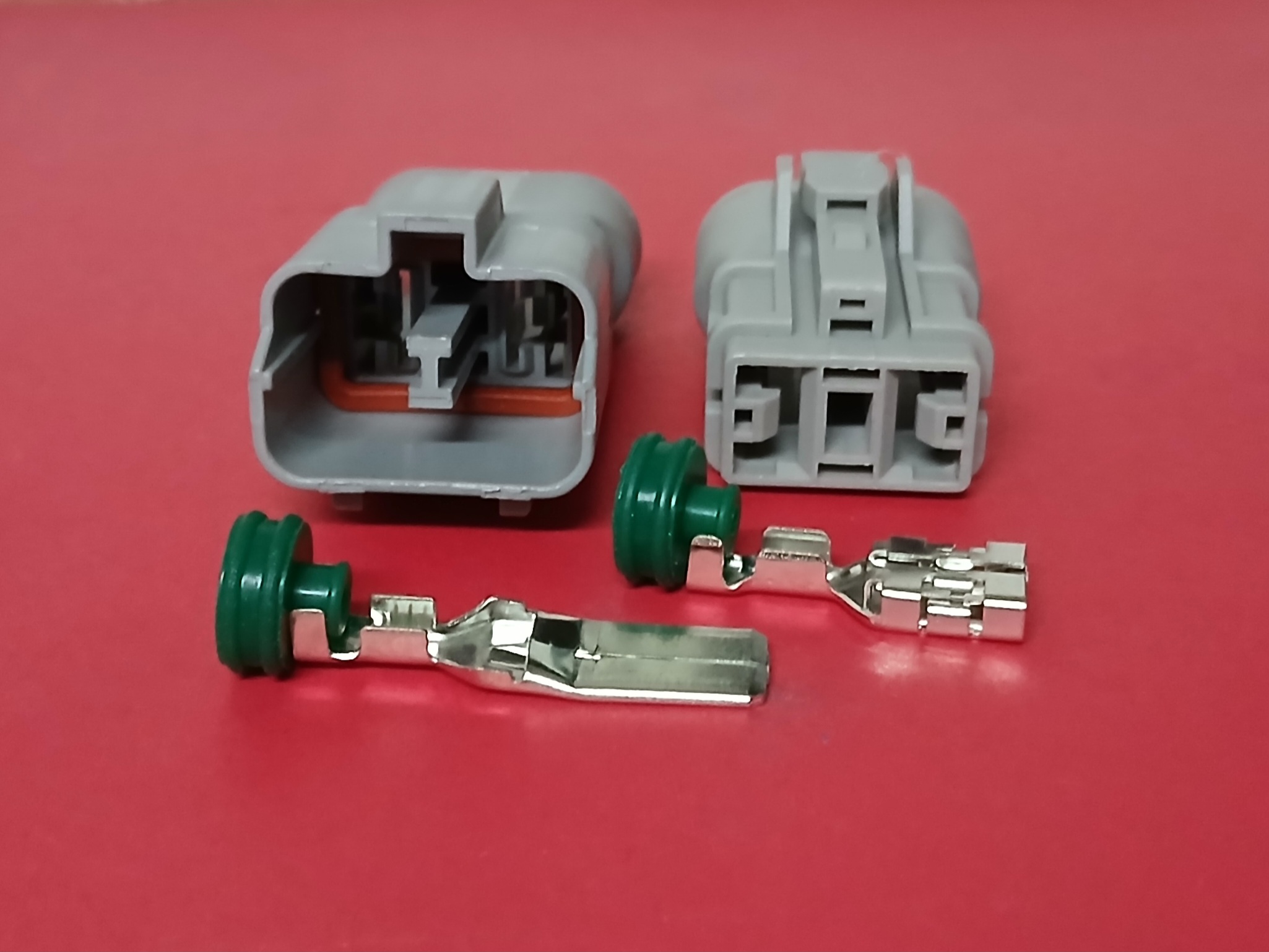 2 พิน เทา 9.5 มม. #4220