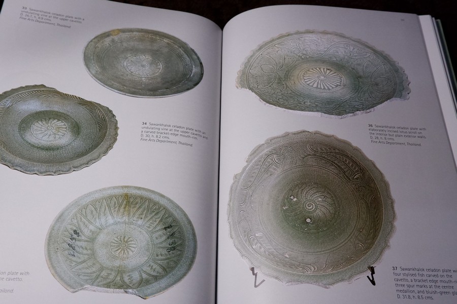 The Ming Gap and Shipwreck Ceramics in Southeast Asia Towards a Chronology of Thai Trade Ware by Roxanna Maude Brown