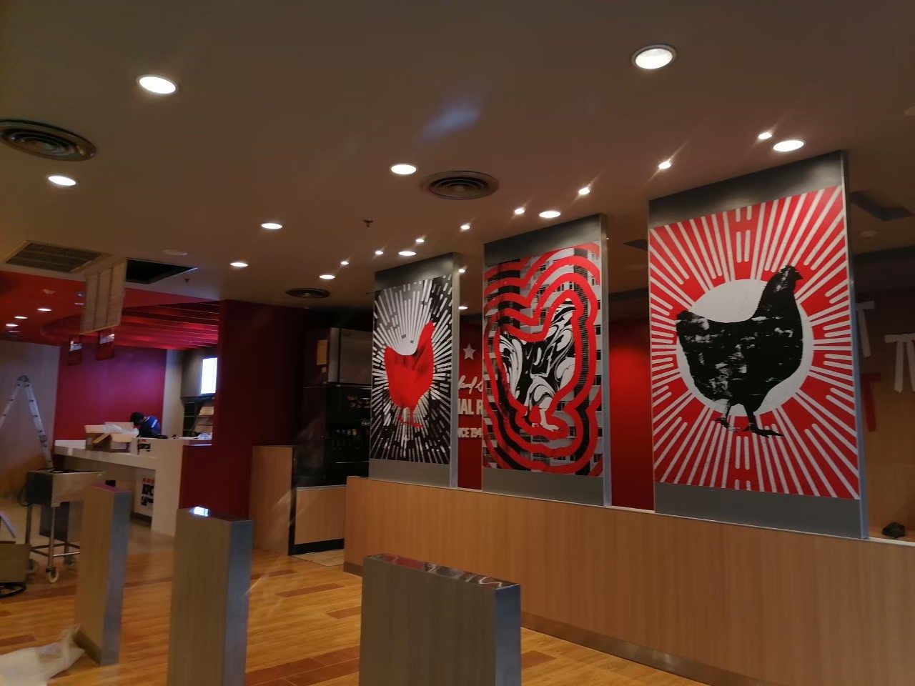 งานตกแต่งป้ายและสติ๊กเกอร์ร้านไก่ KFC