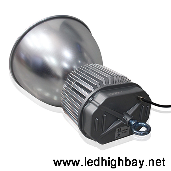 โคมไฮเบย์ LED IWACHI 200w (แสงส้ม)