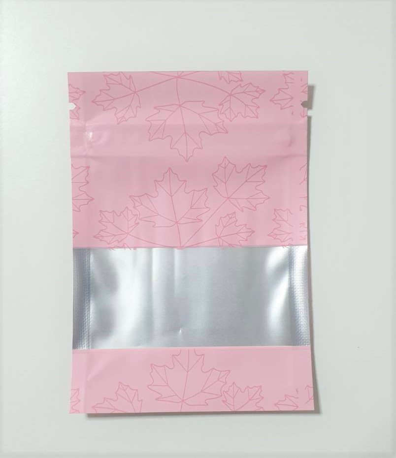 ถุงฟอยล์ลายใบเมเปิ้ลสี หน้าต่างใส ซิปก้นแบน (เมทัลไลท์)