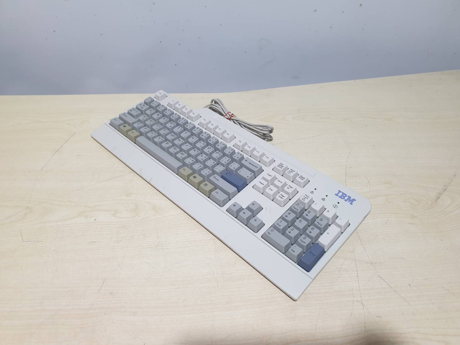 IBM PS/2 Wired Keyboard Black SK-8820 มือสอง
