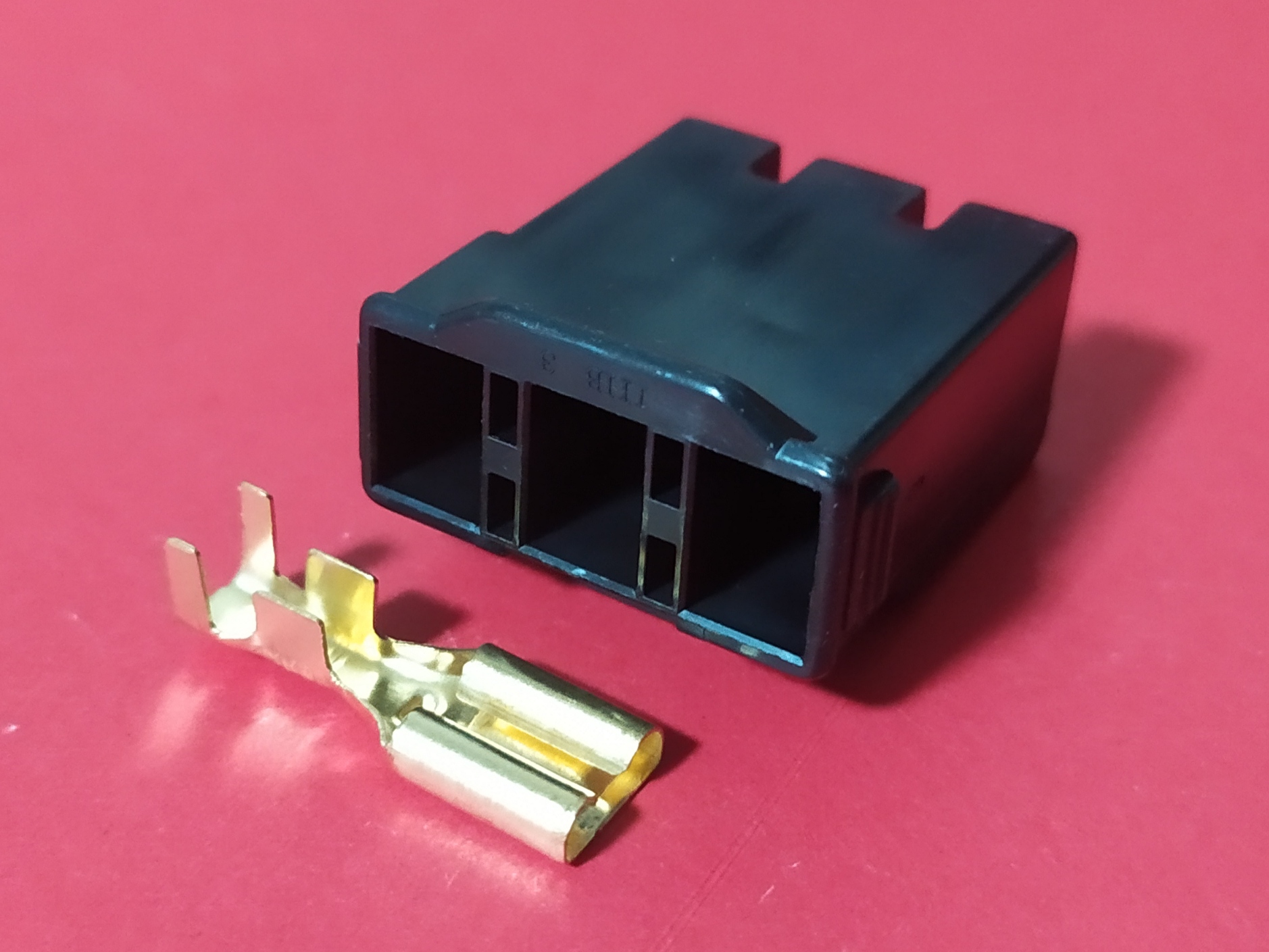 3 พิน ดำ 7.8 มม. มัดไฟ Honda pcx 150