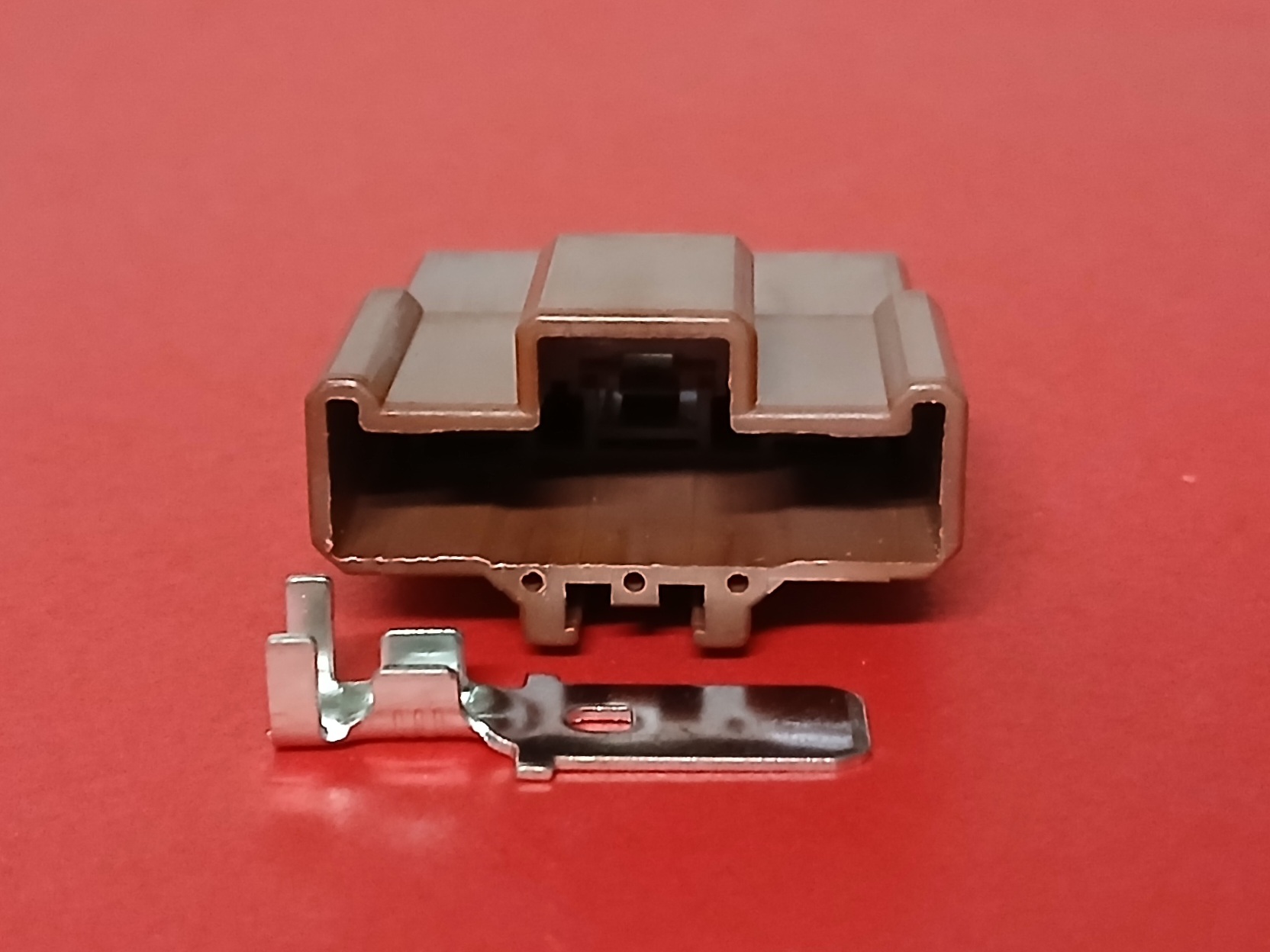 3 พิน น้ำตาล มัดไฟ Honda Pcx Click #0208