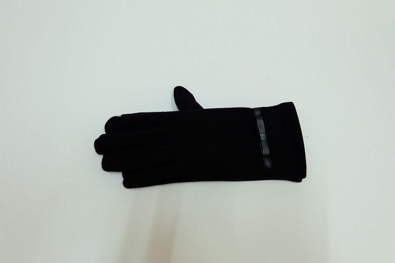 พร้อมส่ง - ถุงมือกันหนาว GT140 (สีดำ)