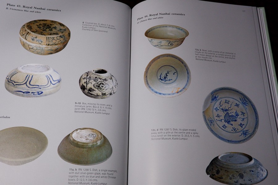 The Ming Gap and Shipwreck Ceramics in Southeast Asia Towards a Chronology of Thai Trade Ware by Roxanna Maude Brown