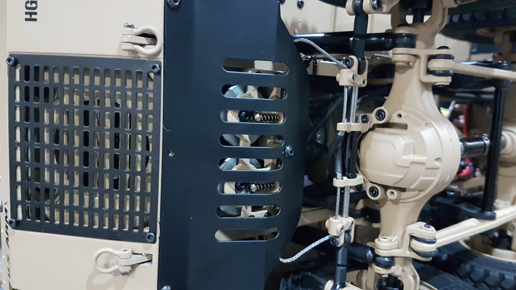 U.S. M983 Hemtt Oshkosh 8x8 Military Tactical Truck (Full-Option)