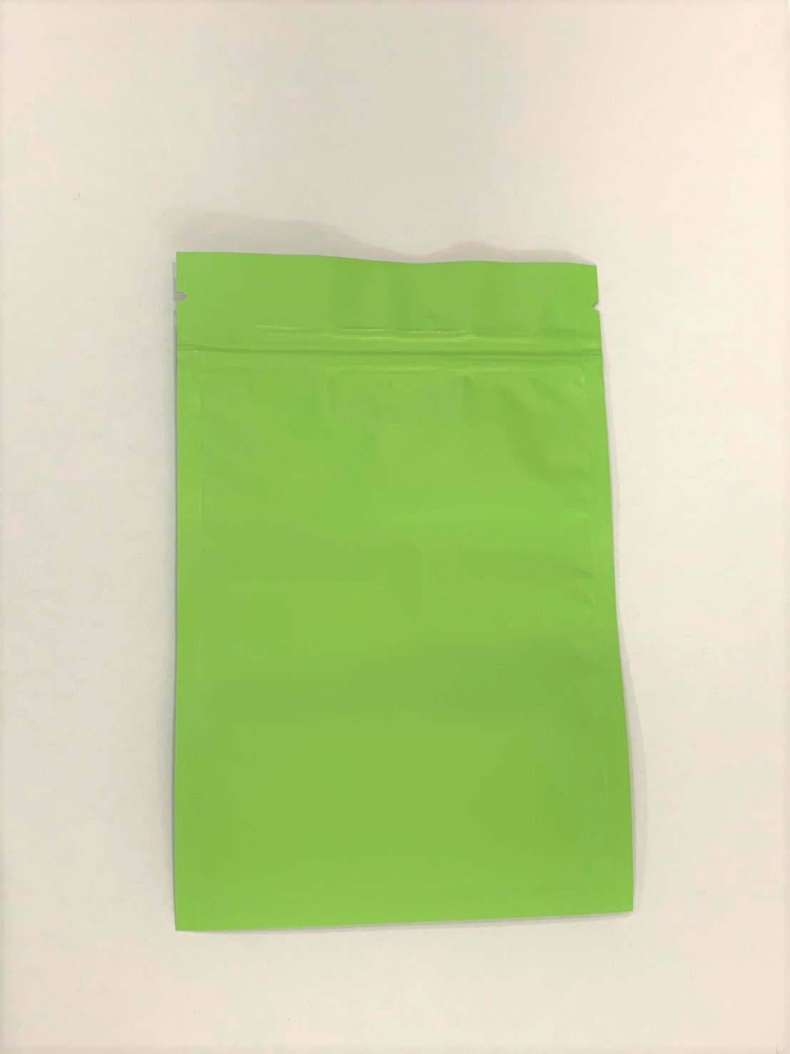 ถุงซิปล็อคตั้งไม่ได้ (ก้นแบน) - ฟอยล์สี (เมทัลไลท์)