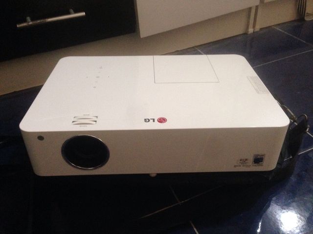 Projector-LG LG BG650