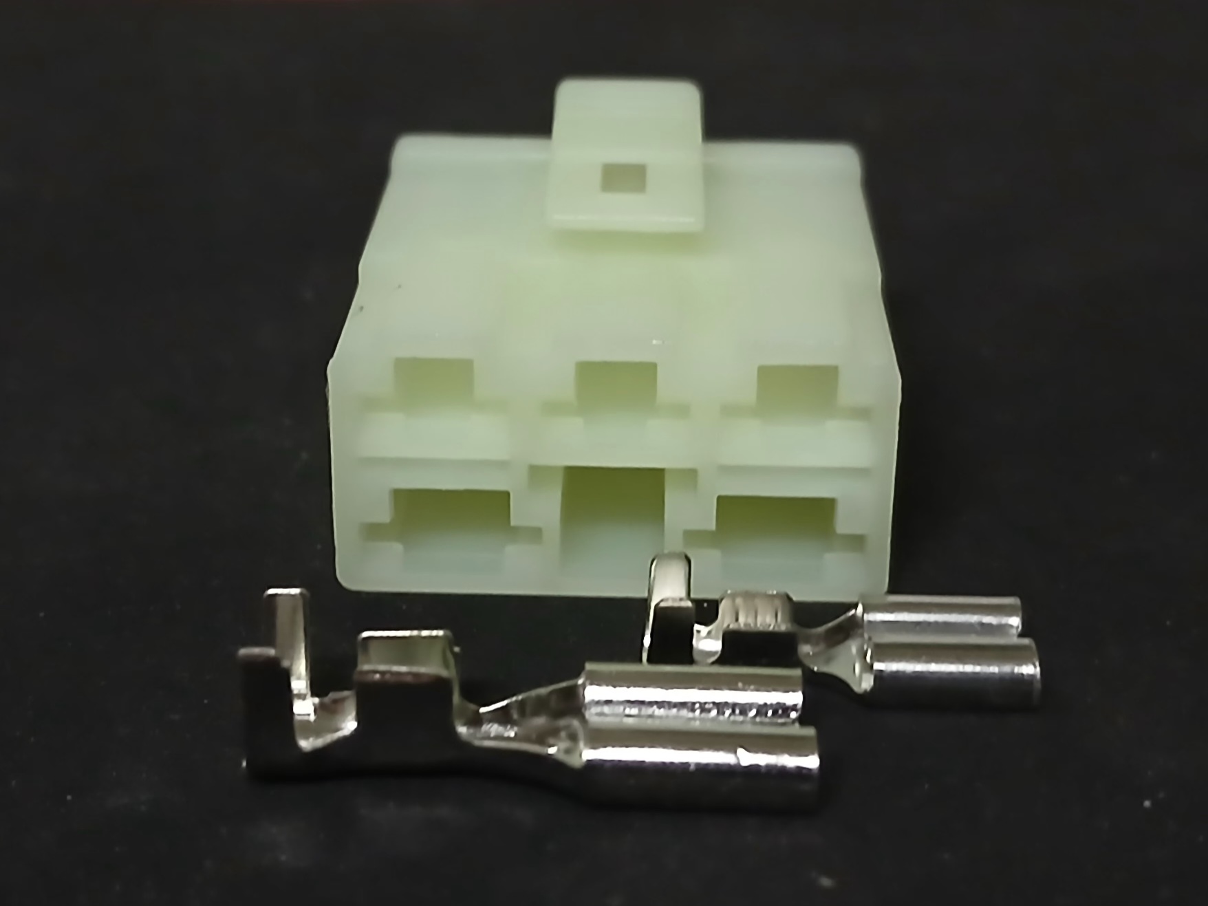 5 พิน แผ่นชาร์จ Honda #70510