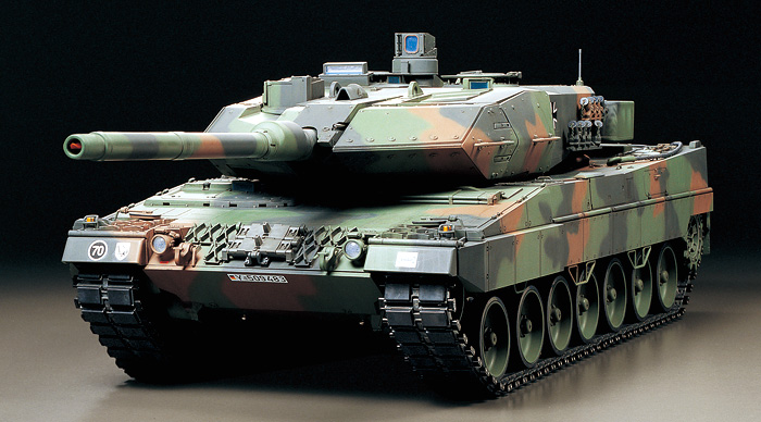 Leopard 2 A6 Main Battle Tank (Full-Option Kit).