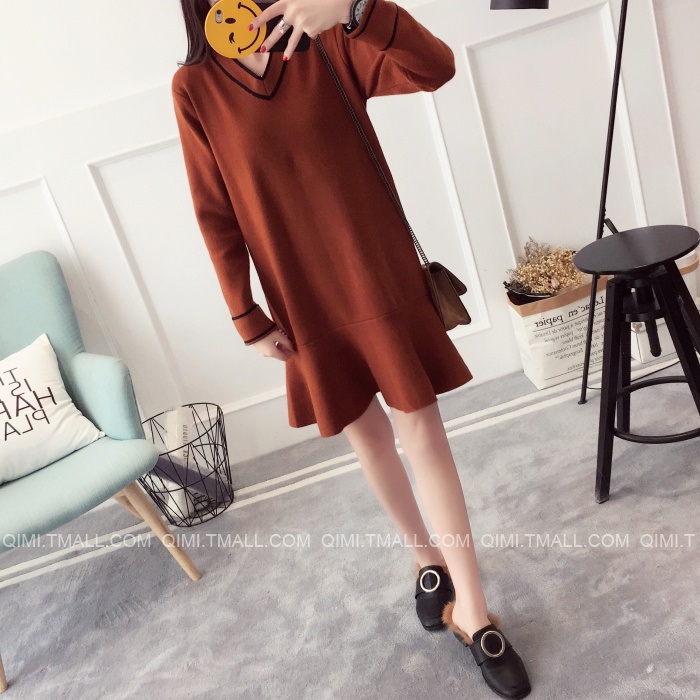 พรีออเดอร์ - เดรสไหมพรม Pre - DT146 (สีน้ำตาล)