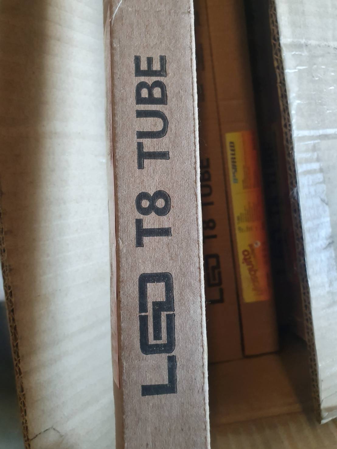 หลอดไฟ LED T8-TUBE ไล่ยุง 20 วัตต์