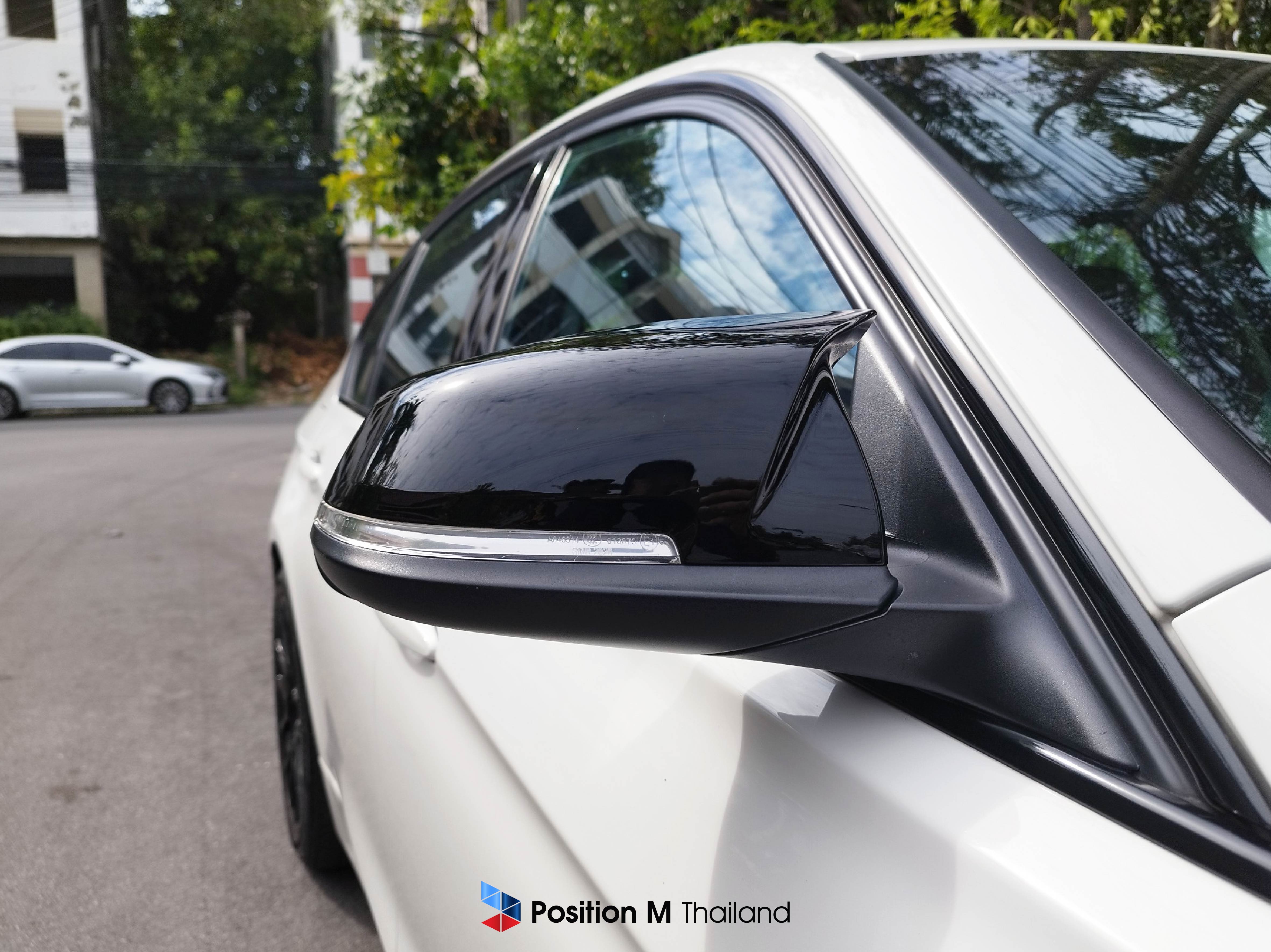 ติดตั้ง BMW F30 Sport