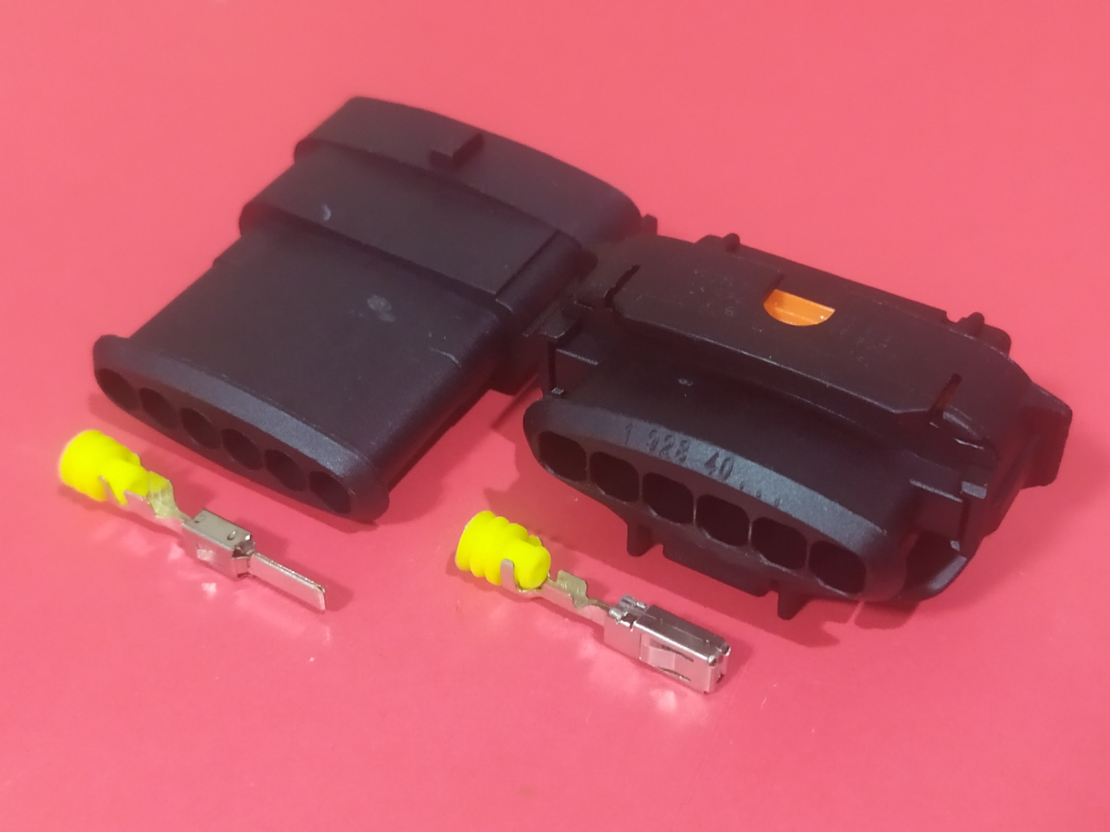 6 พิน ดำ #403740