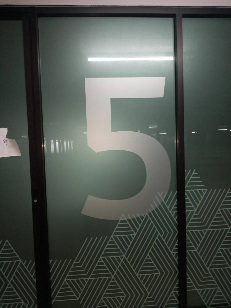 รับงานติดสติกเกอร์ฝ้าทุกชนิด #ฝ้าติดกระจกสำนักงาน