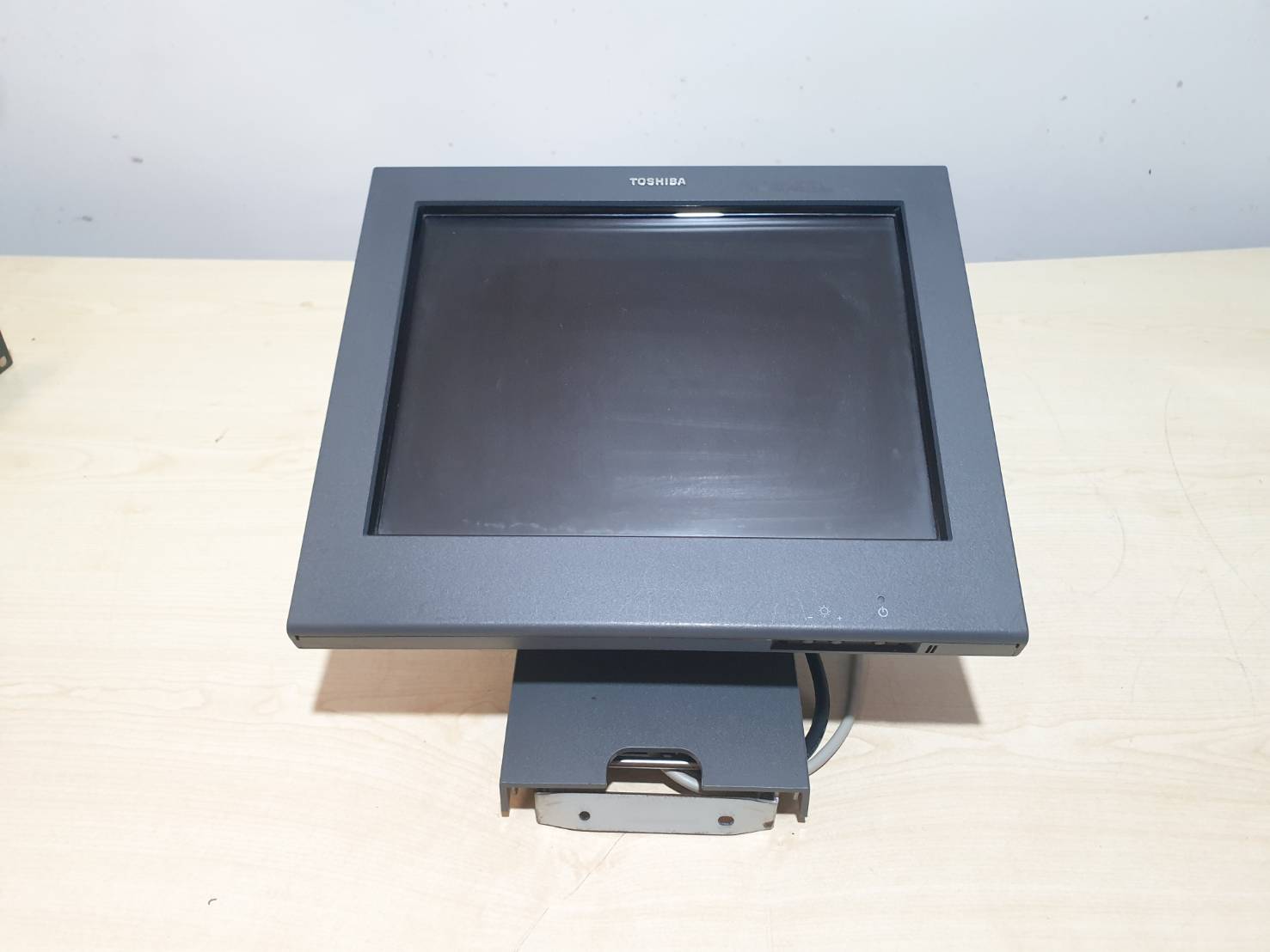 จอหลังเครื่อง pos toshiba มือสอง