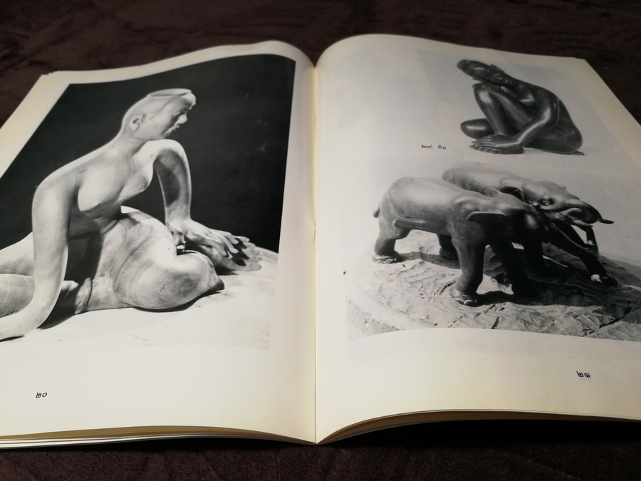 การเเสดงผลงานประติมากรรม ของ ชิต เหรียญประชา 22-31 ต.ค.2530