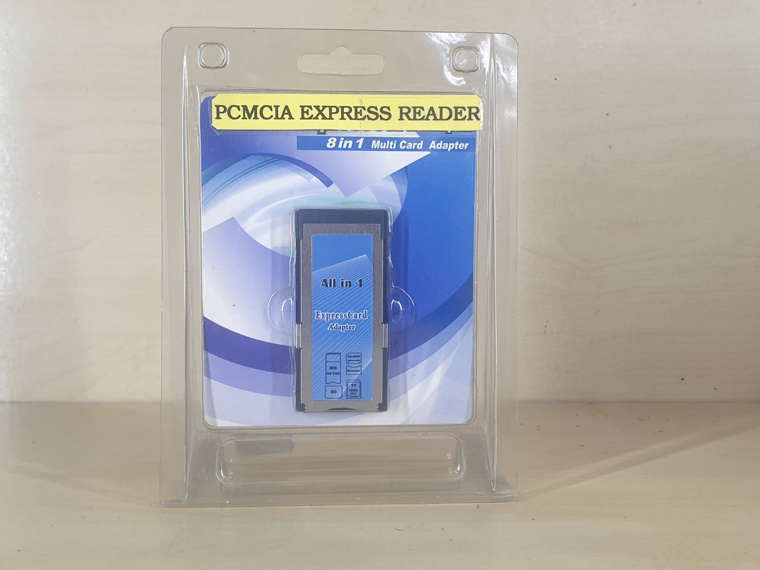PCMCIA EXPRESS READER 8 in 1 multi card adapter