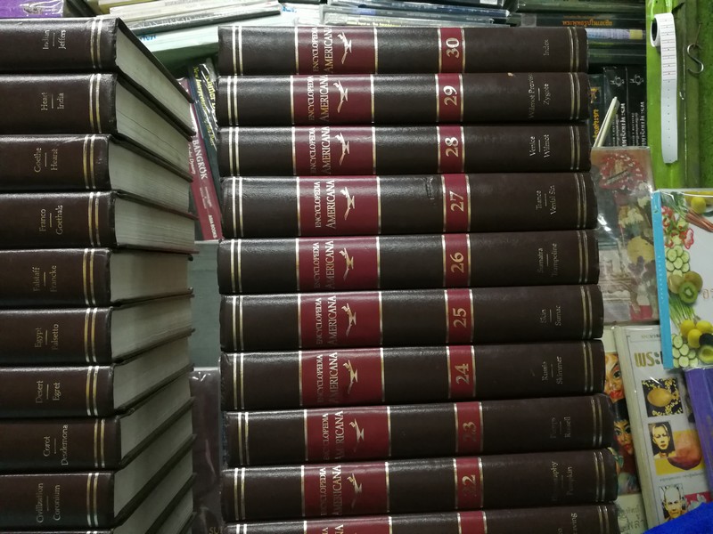THE ENCYCLOPEDIA AMERICANA I COMPLETE IN 30 VOLUMES สภาพสวย พิมพ์ปี 1993 (มารับสินค้าเอง)