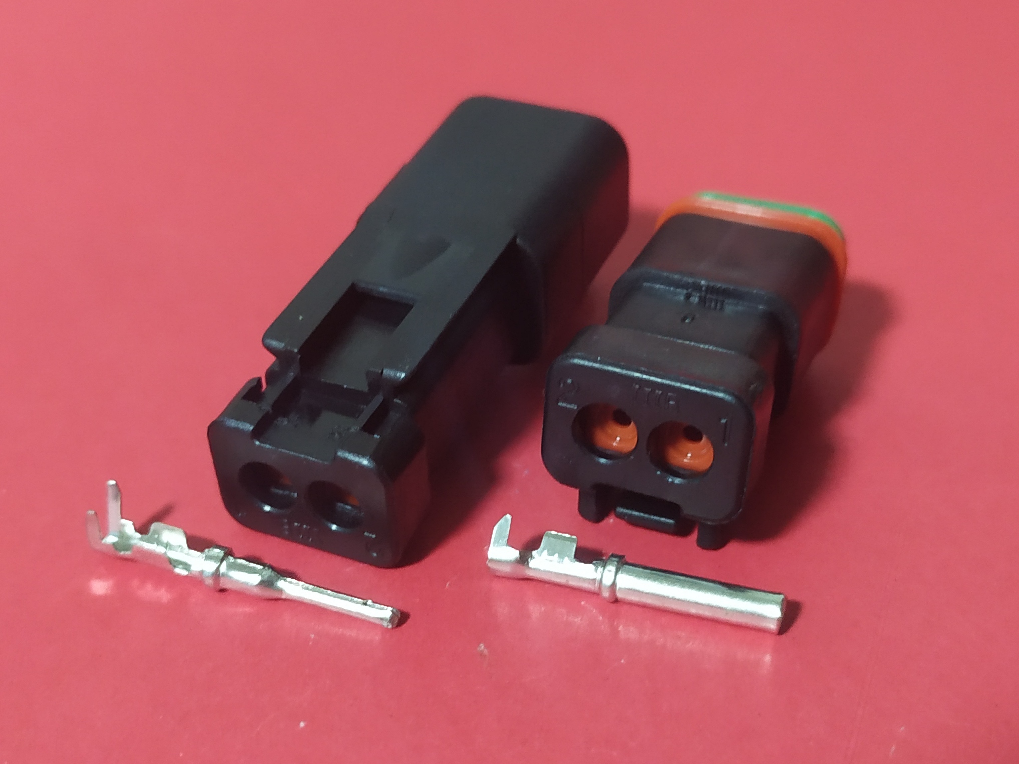 2 พิน ดำ โซลินอยด์วาล์ว DT04