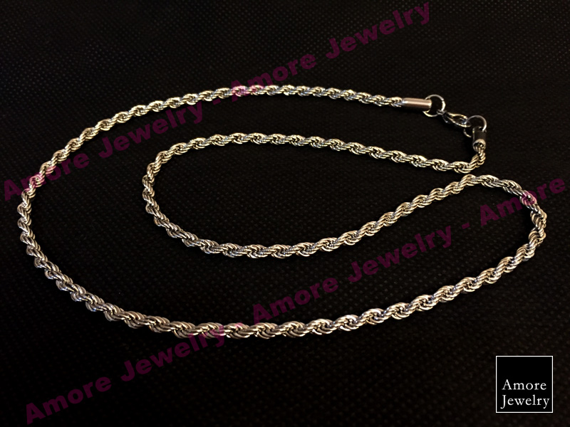 Spiral Necklace - สร้อยคอลายเกลียวเพชร