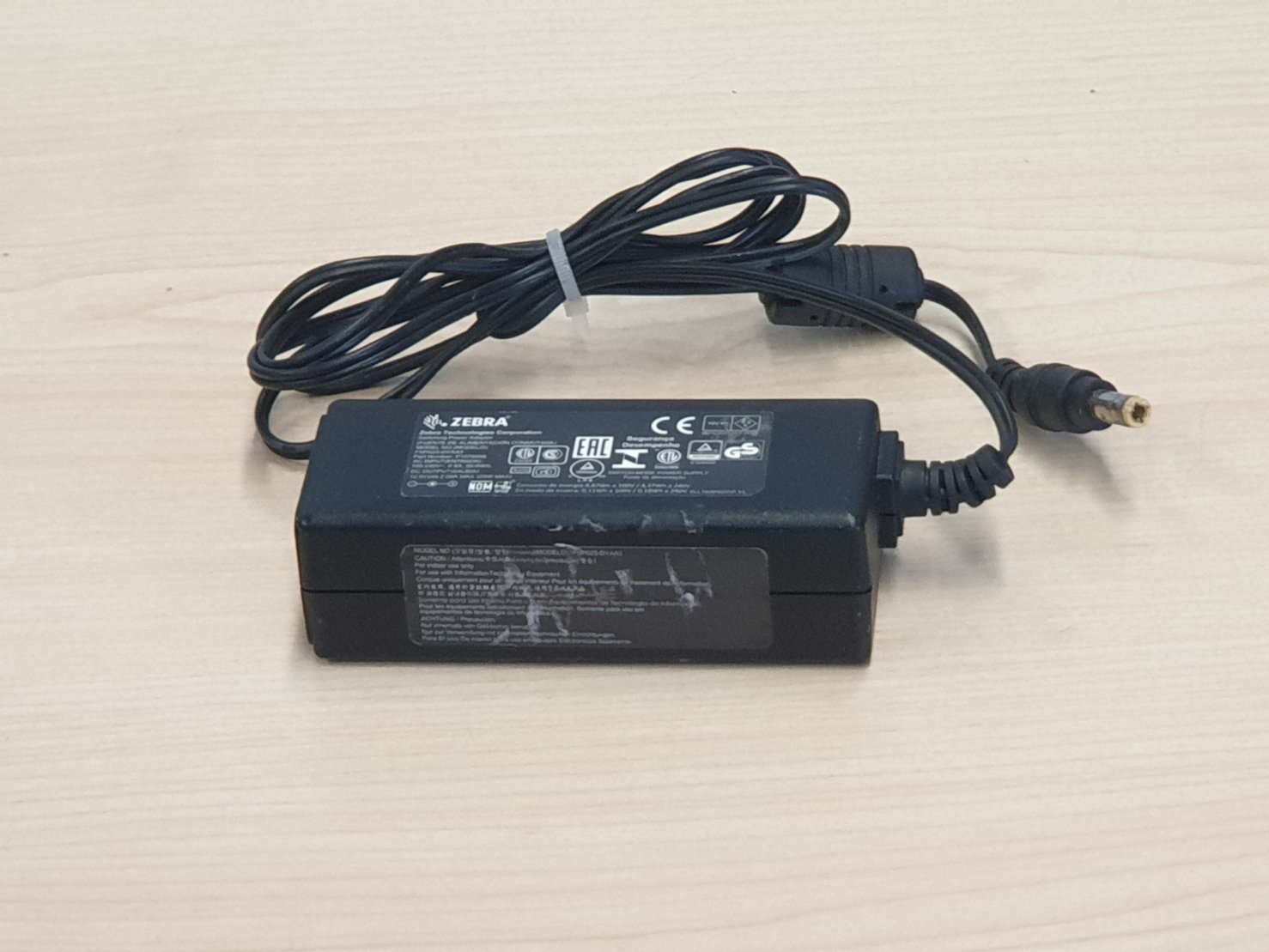 อแดปเตอร์ zebra 12.0V 2.08A มือสอง