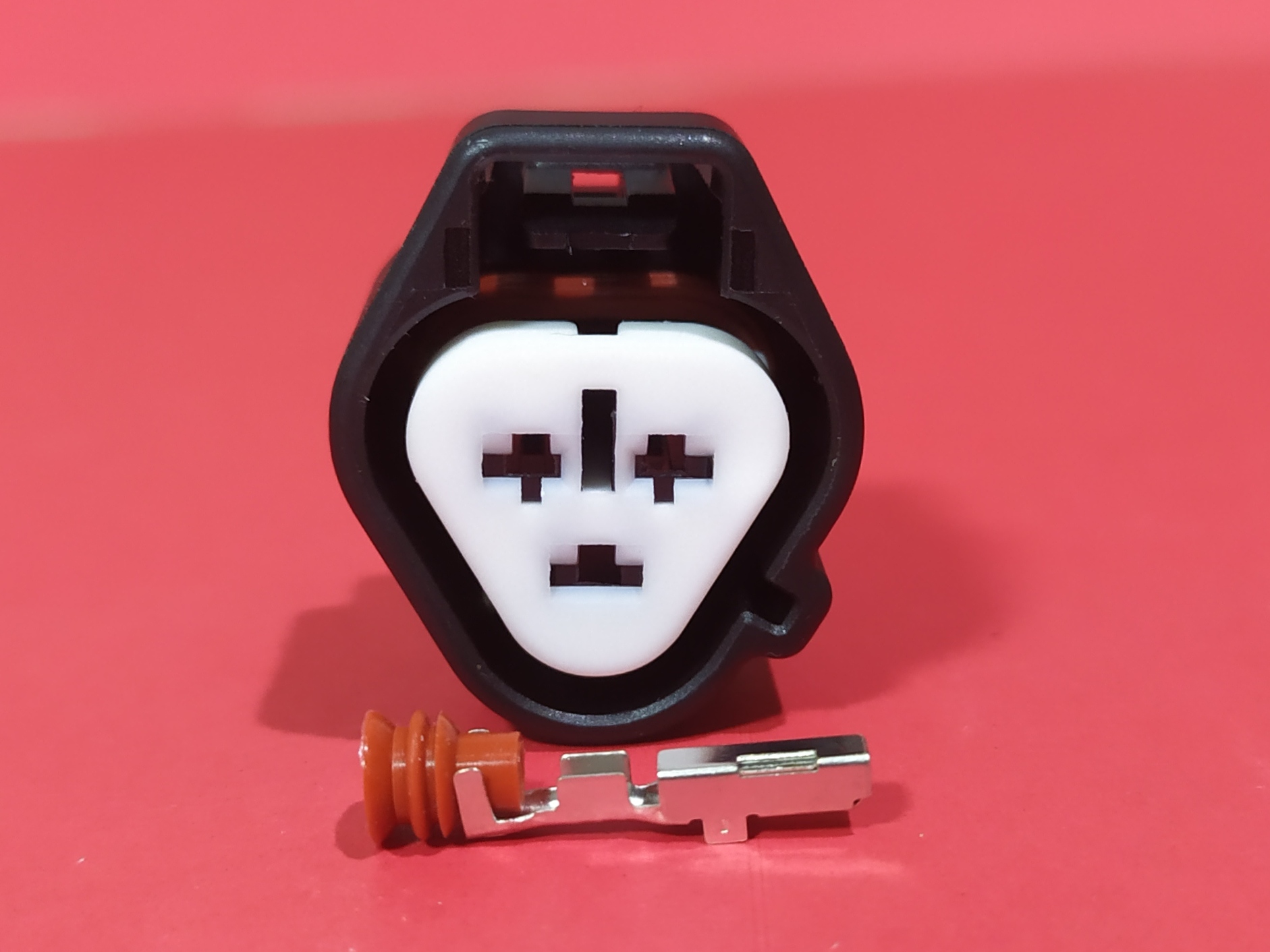 3 พิน ดำ #0179