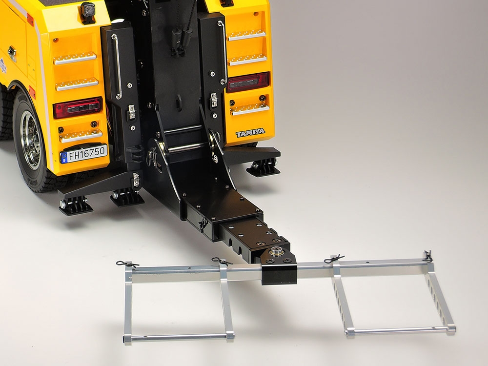 Volvo FH16 Globetrotter 750 8x4 Tow Truck