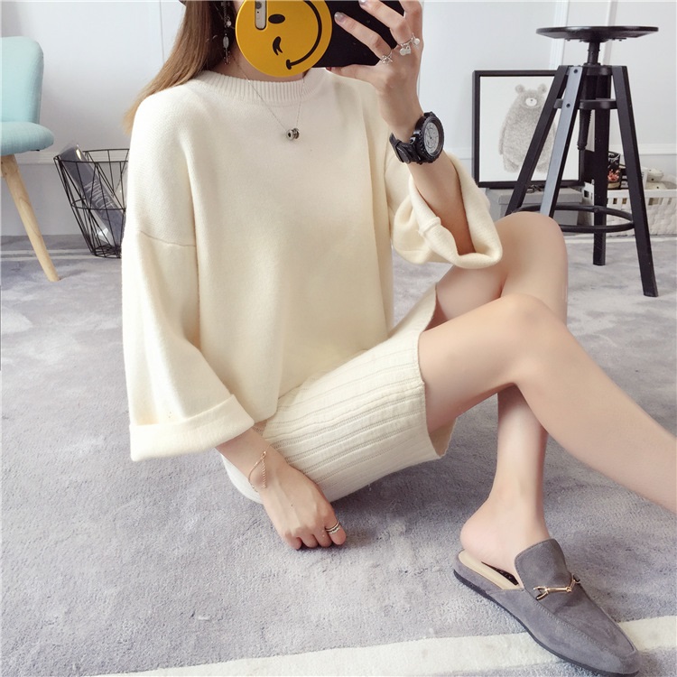 พรีออเดอร์ - เดรสไหมพรม Pre - DT151 (สีขาว)