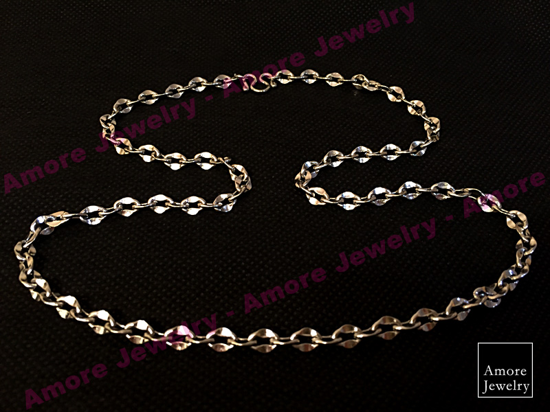 Lips Shaped Necklace - สร้อยคอลายริมฝีปาก 2.5mm