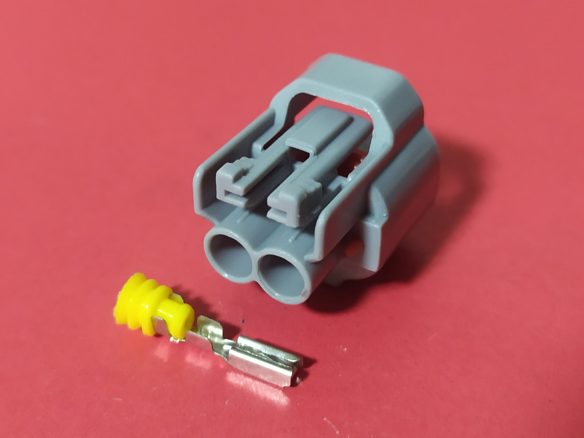 2 พิน เทา #0031 ร่องซ้าย