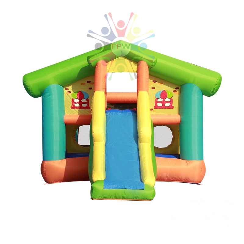 บ้านลมขนาด 450x360x245 cm สินค้าผลิตและออกแบบได้ลงตัวและน่ารักสุดๆ พร้อด้วยฟังท์ชั่นที่เสริมสร้างพัฒนาการและจินตนาการได้อย่างครบครัน มีสีสันสดใสออกแบบมาเพื่อกระตุ้นประสาทตาในการมองเห็นของเด็กๆ เหมาะสำหรับเด็กอายุ 3-10 ขวบน้ำหนักโดยรวมไม่เกิน 100 กิโลกรัม