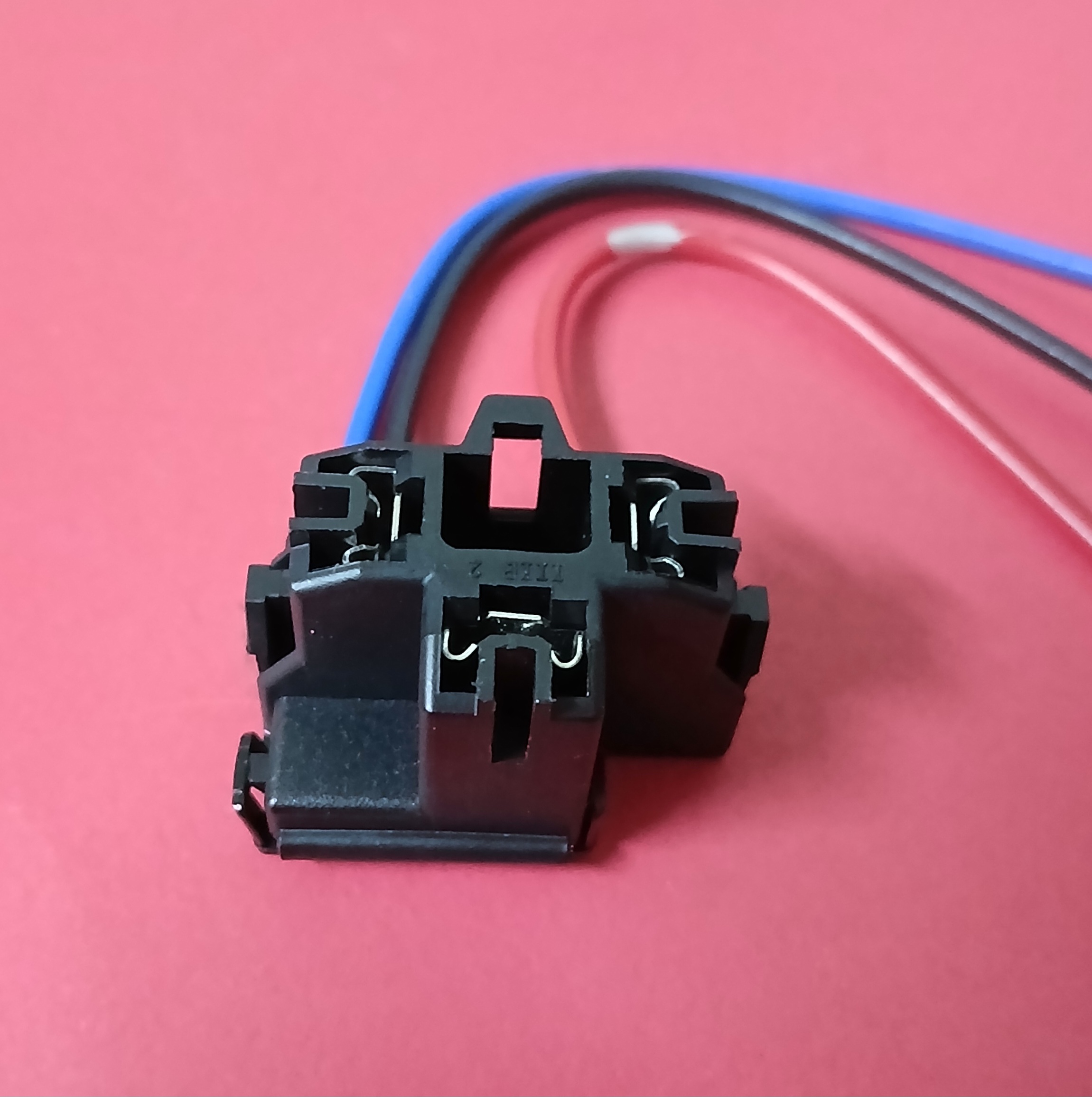 H4 ตัวเมียมีสาย IM