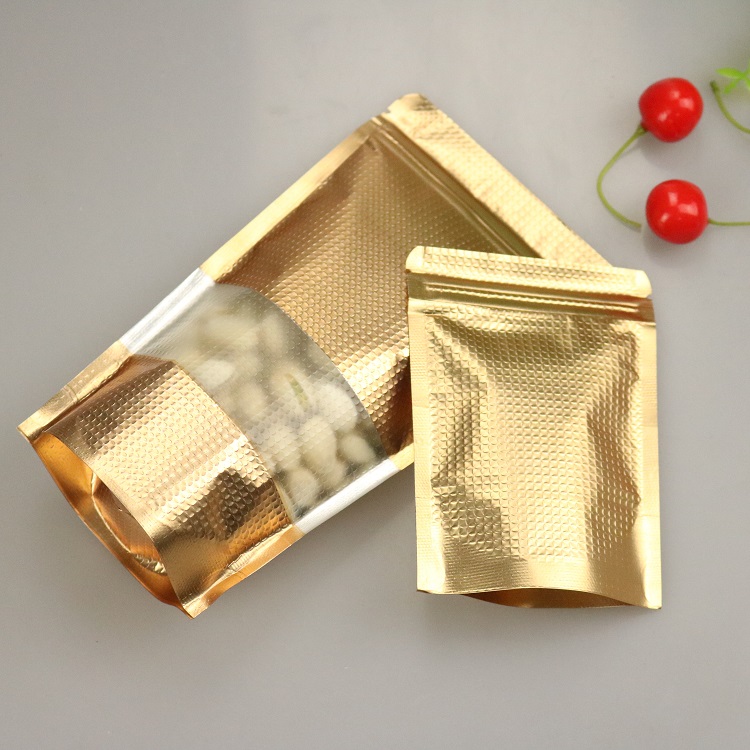 ถุงฟอยล์ซิปล็อคตั้งได้ - ลายตารางสีทอง เปิดช่องหน้าต่างสี่เหลี่ยมใส (เมทัลไลท์)