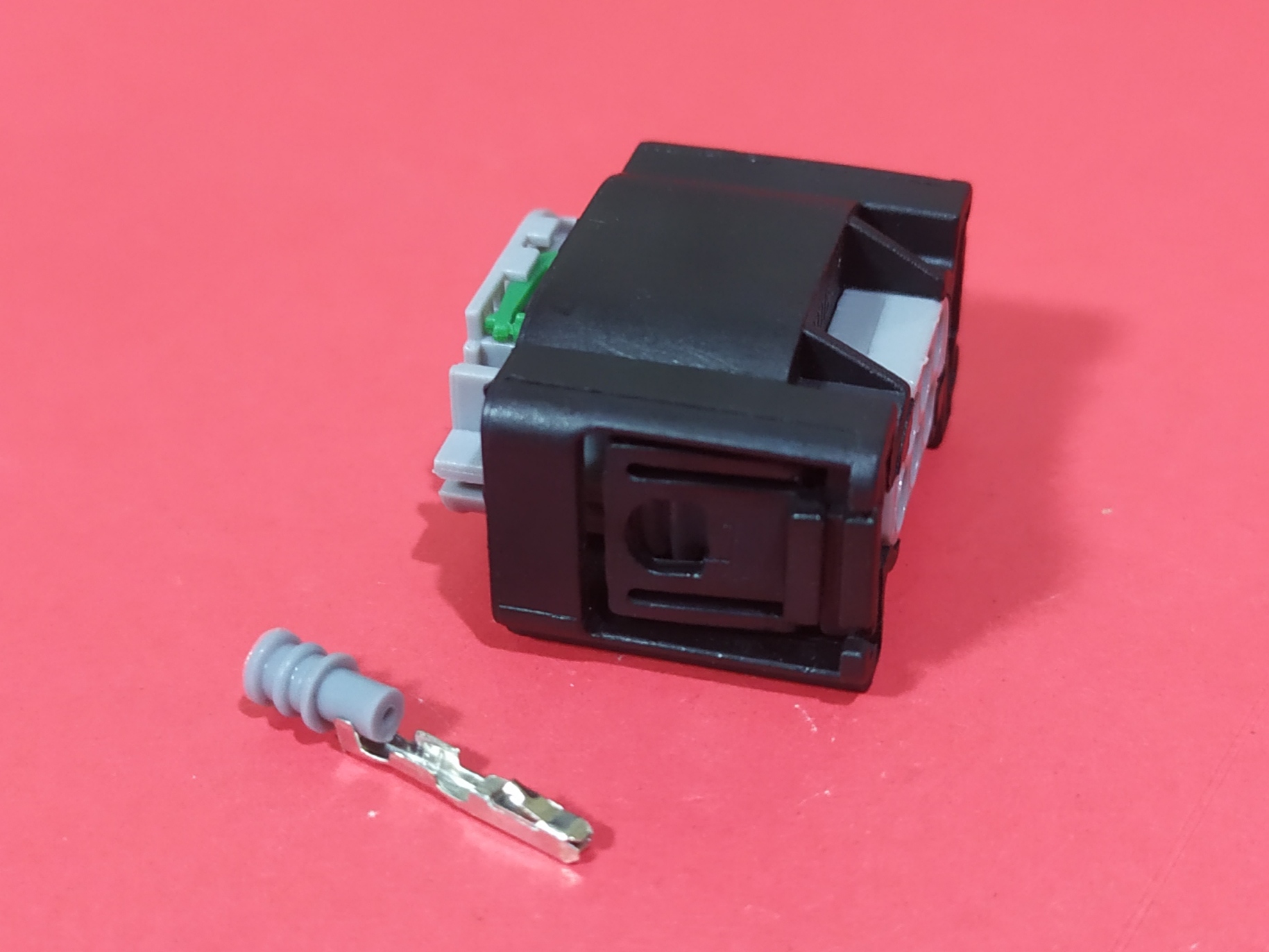 6 พิน ดำ คันเร่ง #967616-1