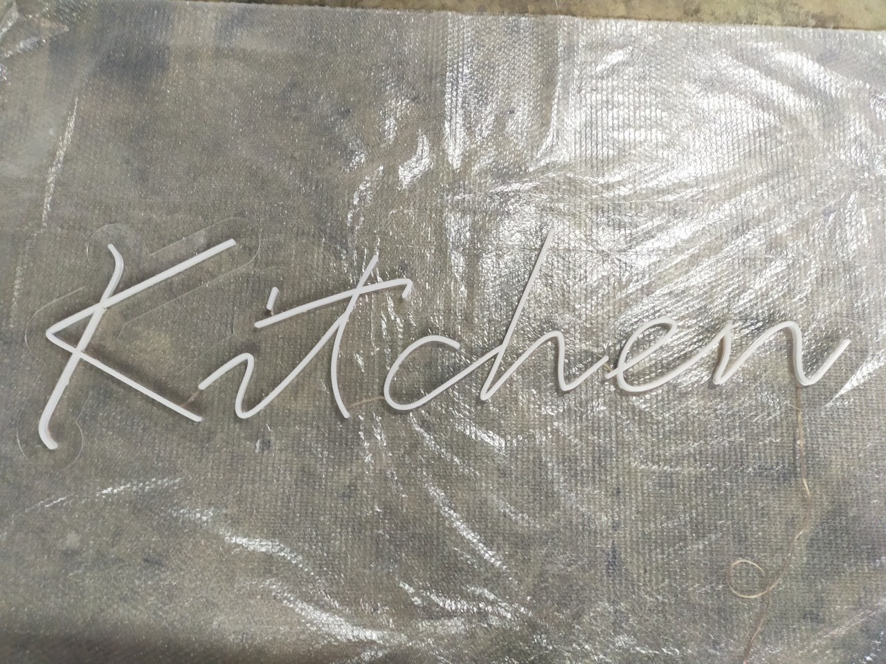 ไฟนีออน เฟค