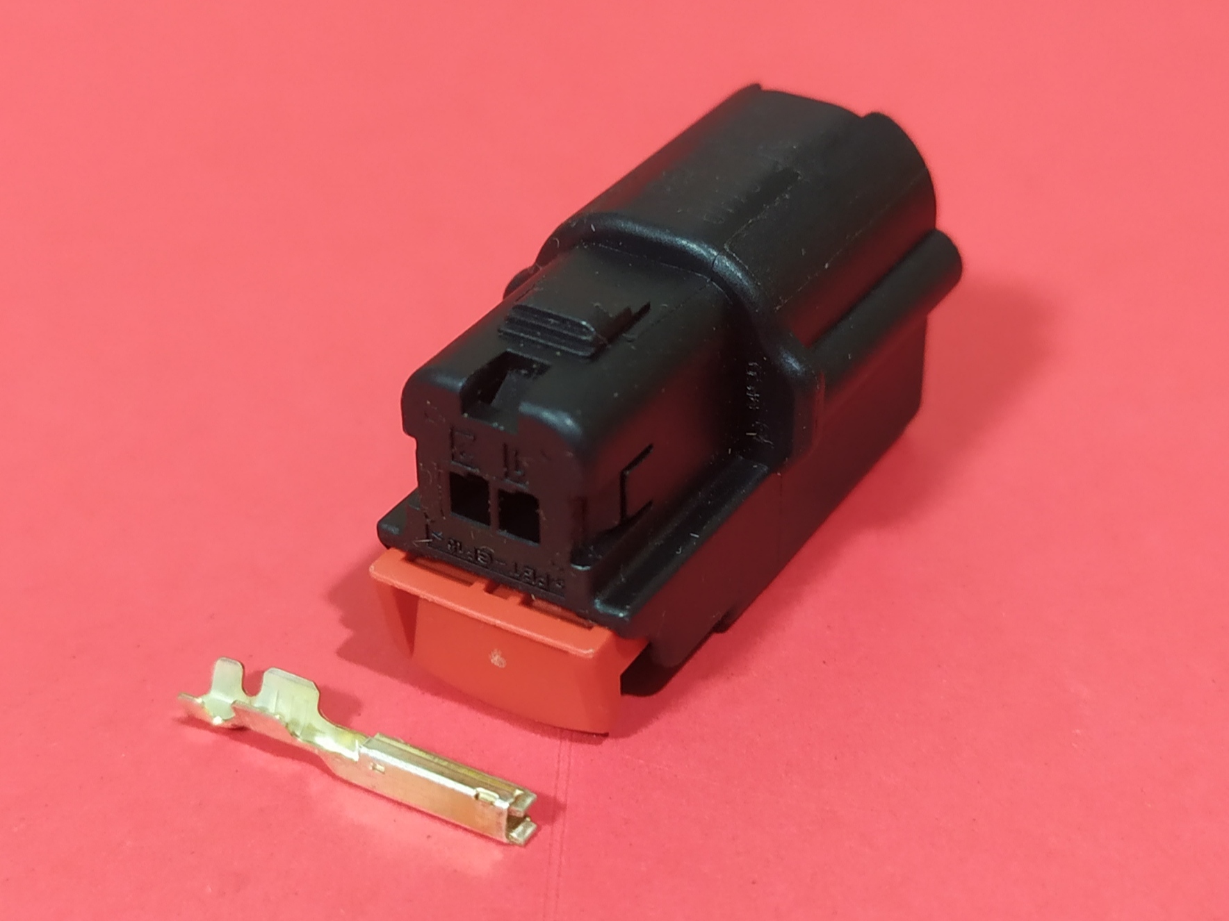 2 พิน ดำ ไฟตัดหมอก ร่องเล็ก #2110