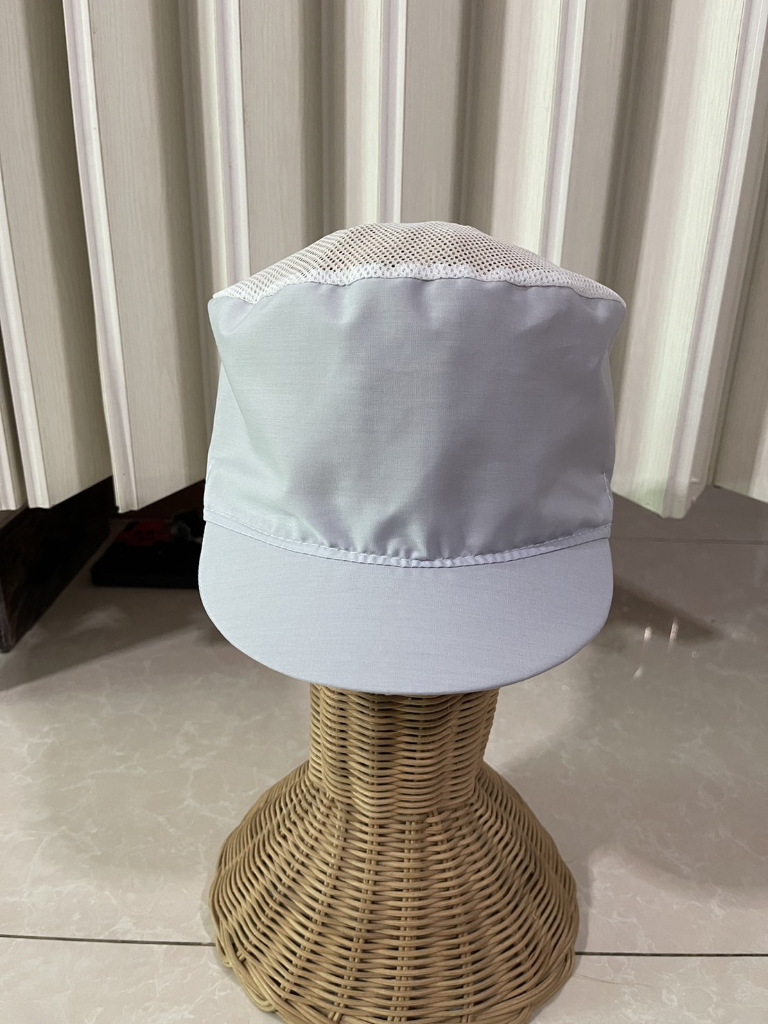 หมวกคลุมผมตาข่ายบน เสริมเน็ตท้ายทอย หมวกแม่ครัว หมวกโรงงาน หมวกคลุมผมเสริมเน็ต มีทั้งผ้าโซล่อนและผ้าโทเร