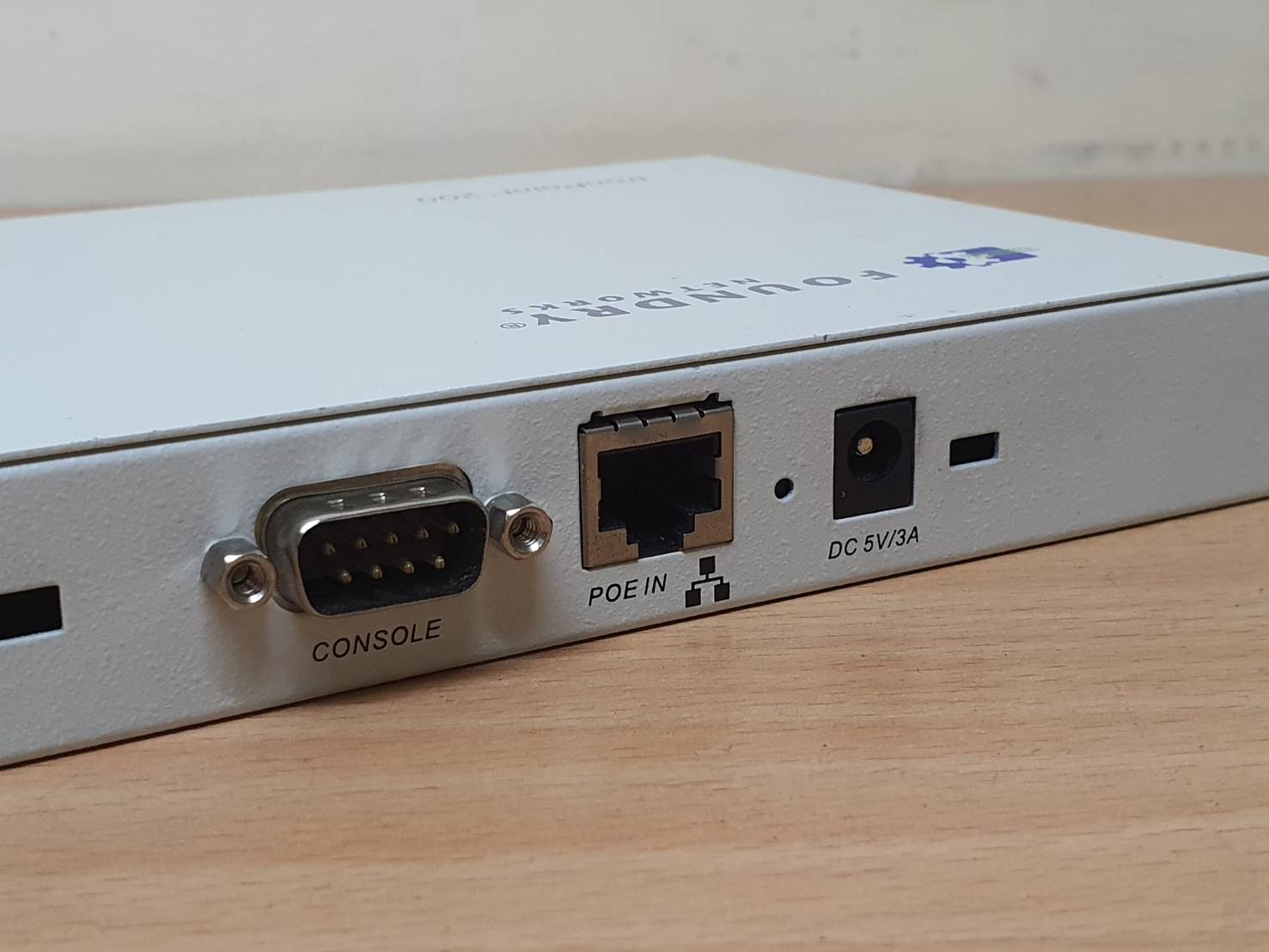 Foundry IronPoint 200 Ip200 Access Point Poe