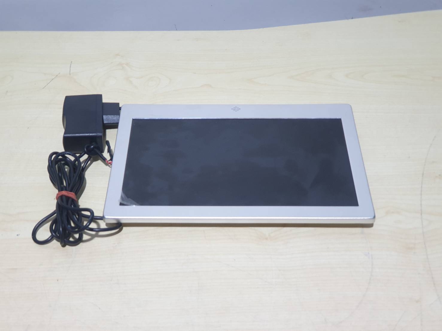 กรอบรูปดิจิตอล Digital Photo Frame 10 นิ้ว มือสอง